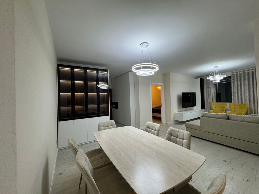 For rent 3+1 at the Paris Municipality