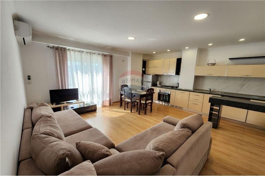 ✨ APARTAMENT 2+1 ME QIRA TE KOMPLEKSI KONTAKT ✨