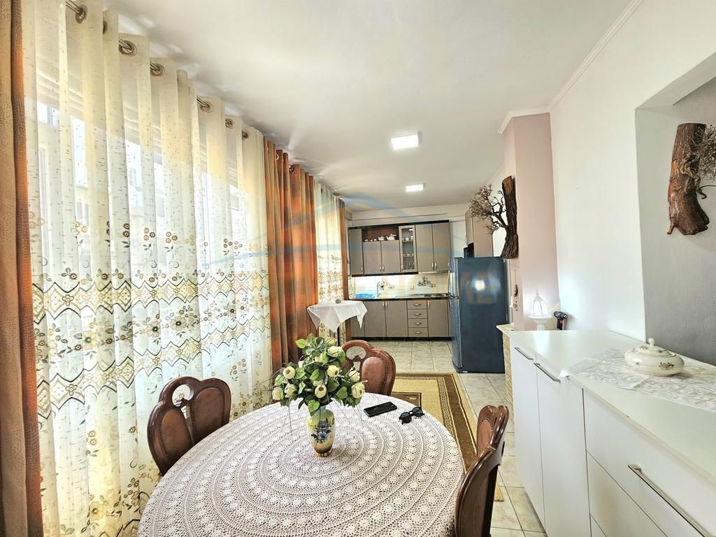 Rent, Apartment 2+1, Elbasanit Street, Tirana.