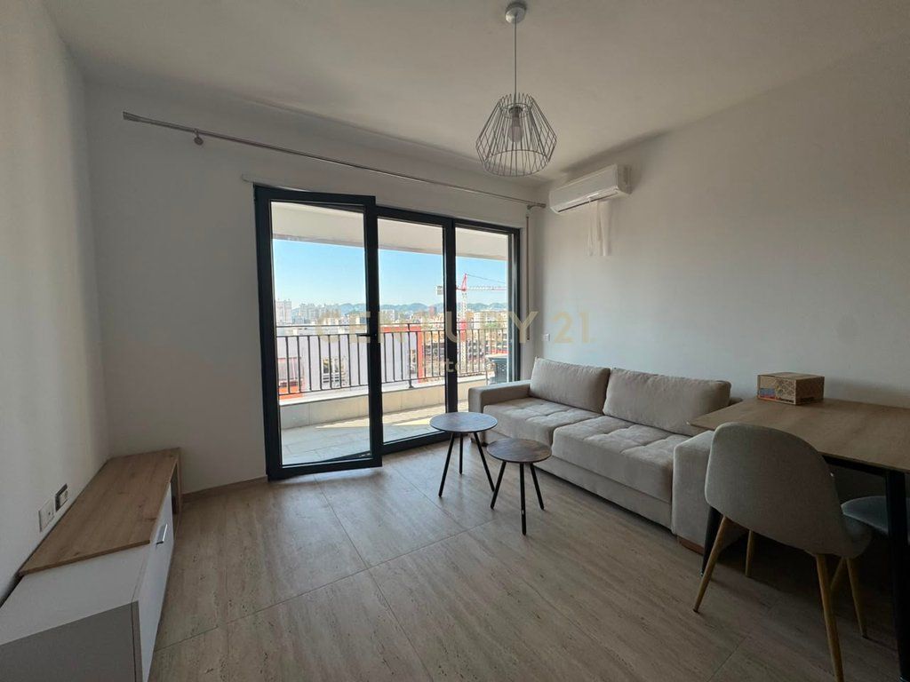 Appartamento 1+1 in affitto a Bulevardi i Ri 450 € /Mese