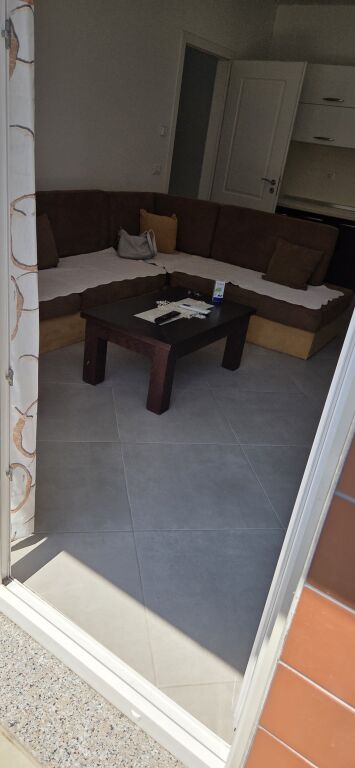 1+1,i mob,villa L 2 astir,400 mila lek