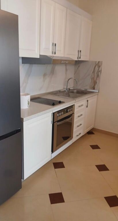 Appartamento in affitto 1+1 Mercato Elettrico