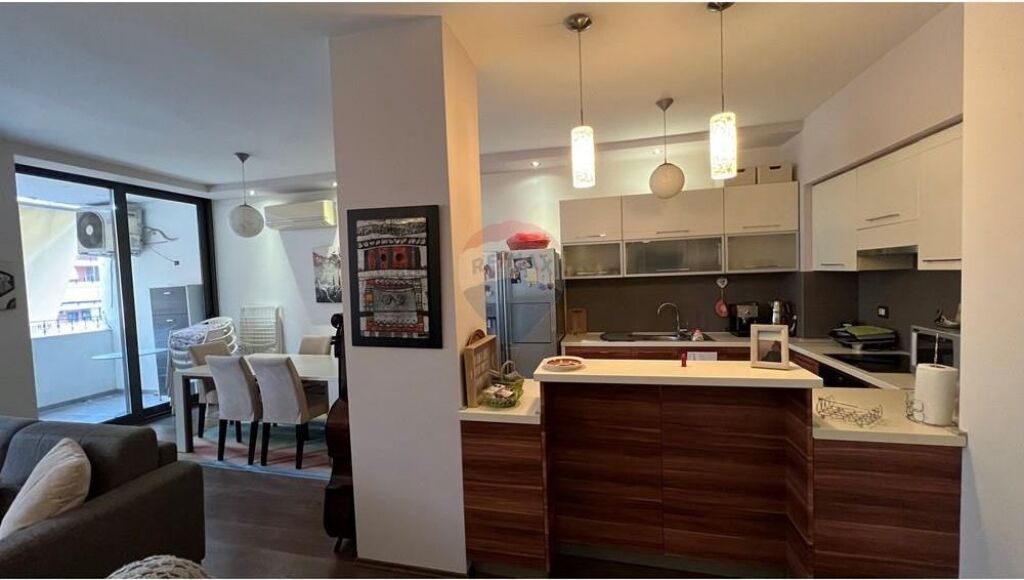 APARTMENT 3+1+2 FOR RENT IN BLLOK
