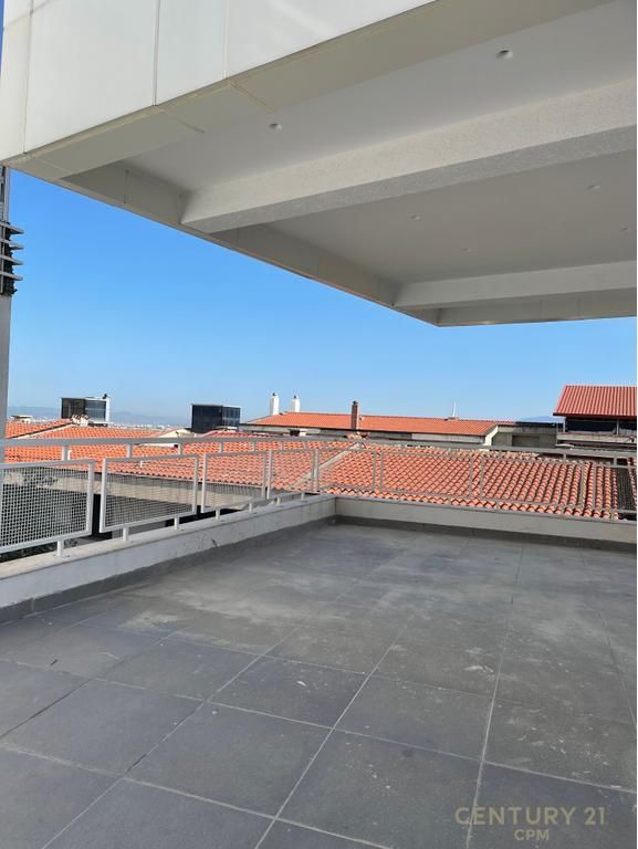 VILLA CON PISCINA IN VENDITA, COLLINA DEL SOLE! 1.300.000 €