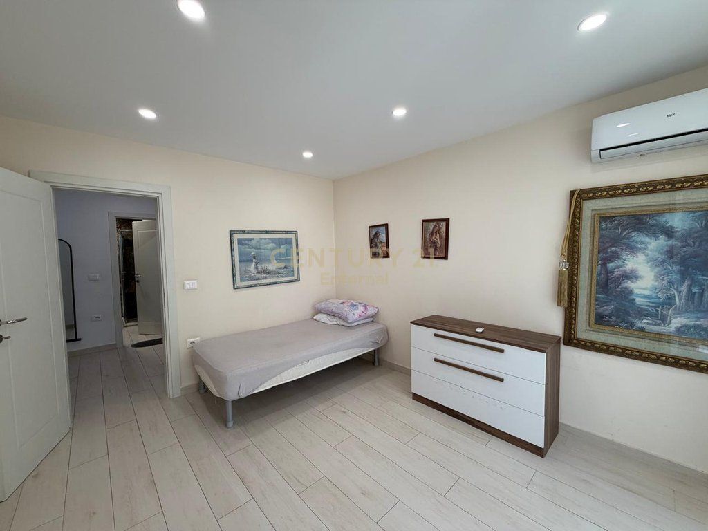Appartamento 2+1 in Affitto – Via Durazzo 800 € /Mese