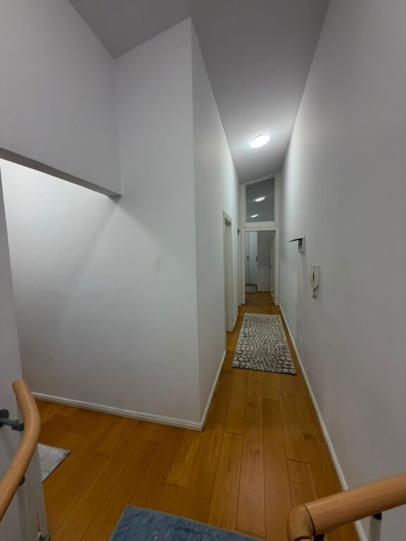 DUPLEX APARTMENT 3+1 + PARKING FOR RENT AT DRY LAKE