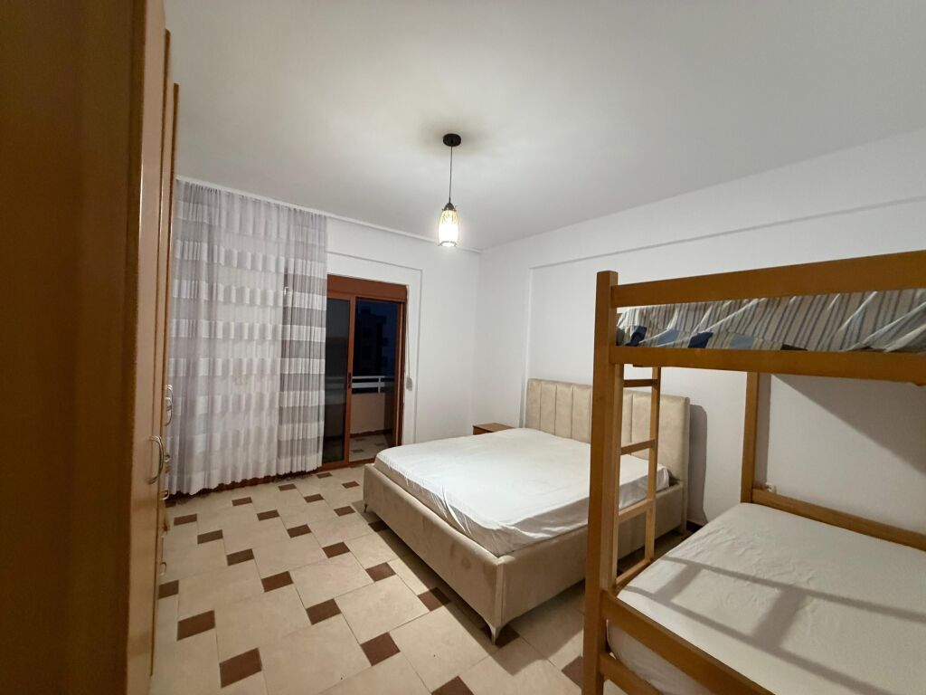 Appartamento 2+1+2+2 in vendita vicino alla Spiaggia Pelikan