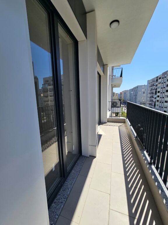 Appartamento 3+1+2 + Deposito – Comune di Parigi