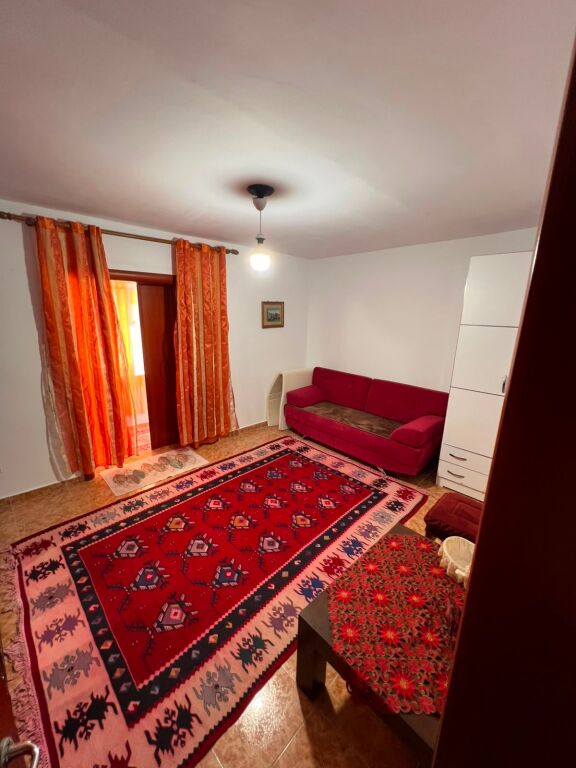 Appartamento 2+1 in affitto – Zona dell'Acquedotto, Durrës!