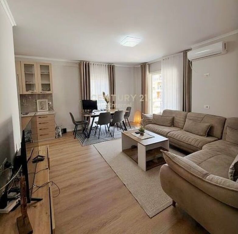 Mine Peza - For rent 2+1+ Luxury Veranda Near the Prosecutor's Office Building from 2024 4th floor The apartment is detailedly finished for living with the best living conditions The building is a 2024 construction For long-term rent PRICE IN LEKE