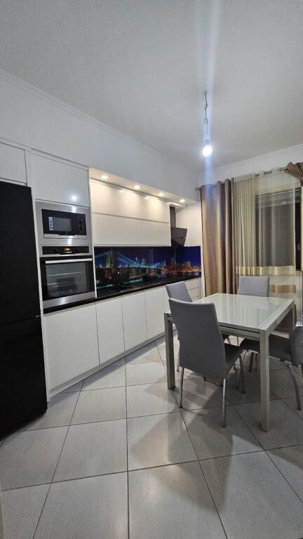 Apartament 1+1 per qira prane Globe tek Ish-Parku.