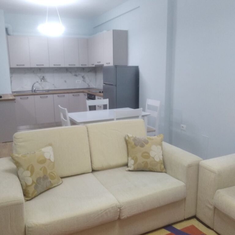 Appartamento 1+1 in affitto a E 88 !