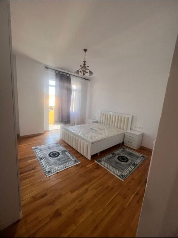 Apartment 2+1, Don Bosko!