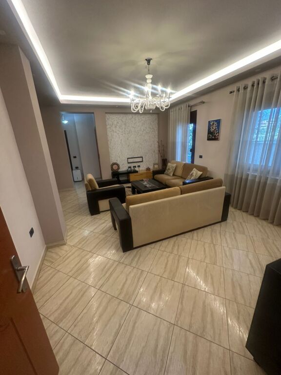 Apartment 2+1 for rent at European University Klani !