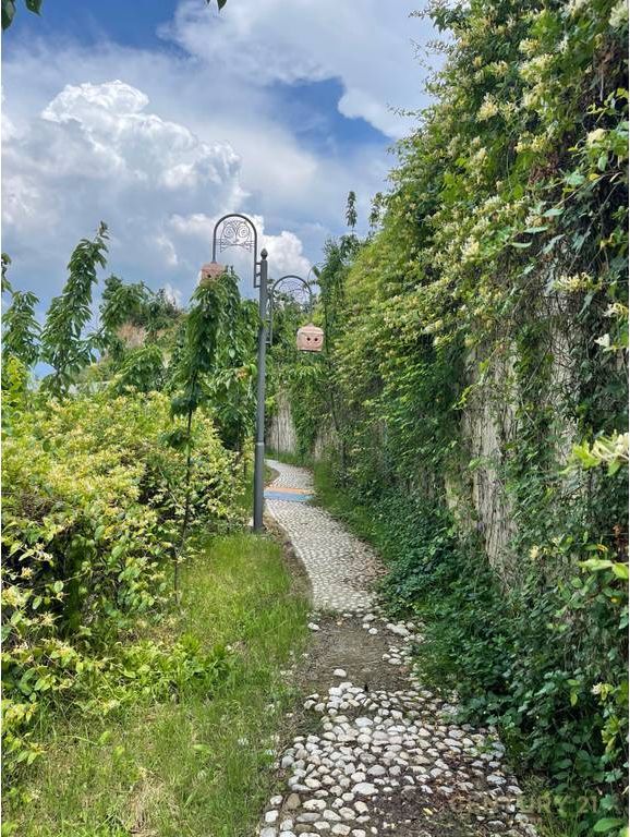 VILLA CON PISCINA IN VENDITA, COLLINA DEL SOLE! 1.300.000 €