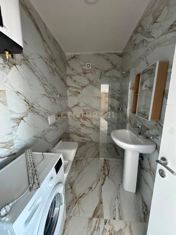 Appartamento 1+1 in affitto a Bulevardi i Ri 450 € /Mese