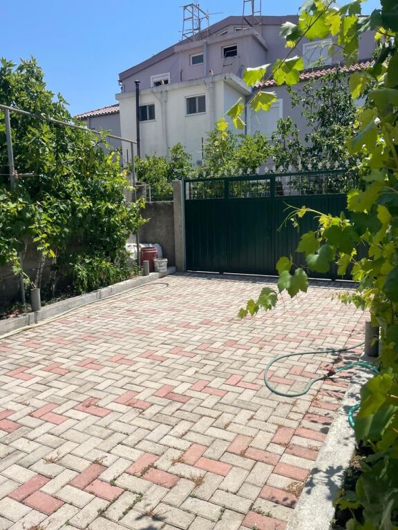 Villa 3+2 In Vendita a Durazzo, Ex Palude!