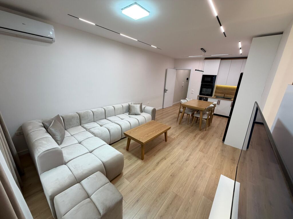 🏡 Vendesi in vendita Appartamento 2+1+2 – Yzberisht, vicino a KMY