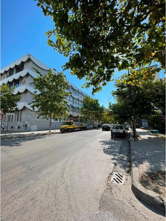 Locale commerciale in affitto, Quartiere 16, Durazzo