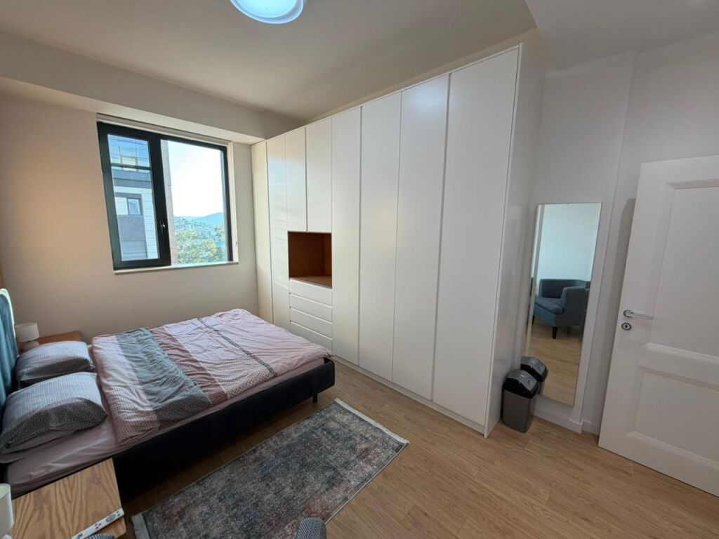🏡 Appartamento 1+1 in affitto  📍 Indirizzo: Di fronte a Amerikan 3, Milo 2000