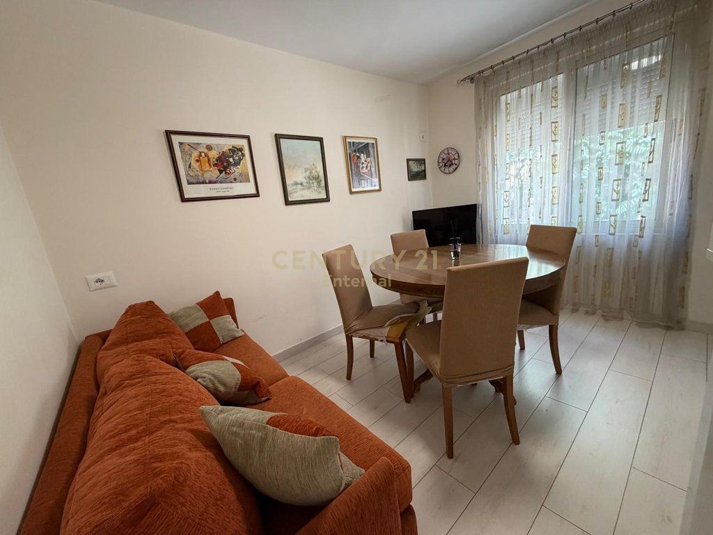 Appartamento 2+1 in Affitto – Via Durazzo 800 € /Mese