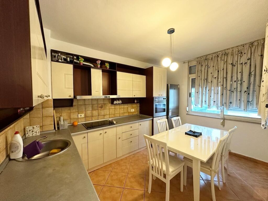 Apartment 2+1+2 for rent at Ish Ekspozita, Ekspozita, Myslym Shyri Street.
