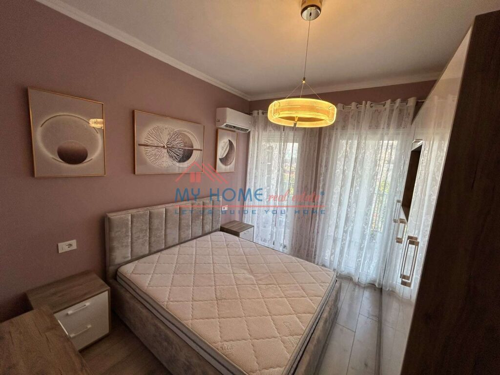 Apartment 2+1 for rent on Barrikadave street in Tirana