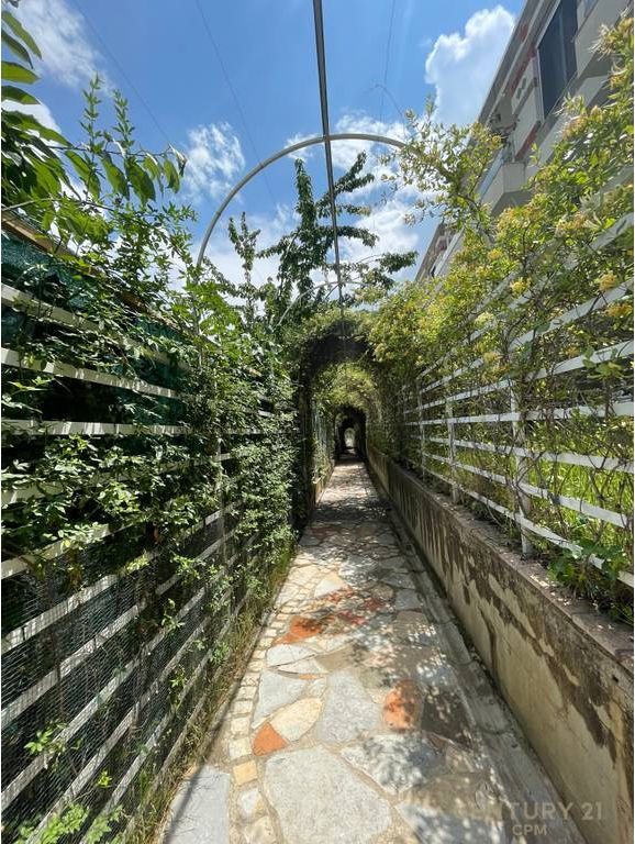VILLA CON PISCINA IN VENDITA, COLLINA DEL SOLE! 1.300.000 €