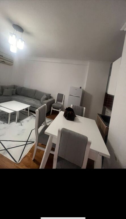 Apartment 2+1, Don Bosko!