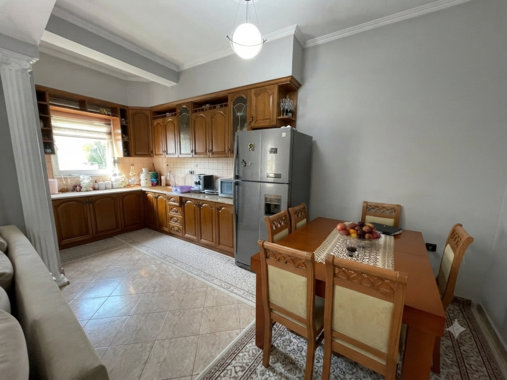 Rent, Apartment 2+1+Parking Space, Siri Kodra Street, Tirana.