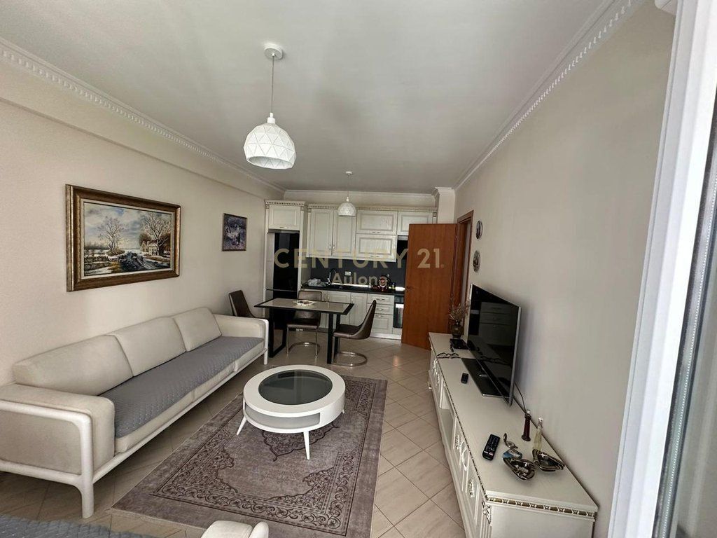 APARTMENT 1+1 FOR RENT WITH SIDE SEA VIEW LUNGOMARE