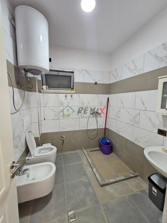 🏡 **2+1 APARTMENT FOR RENT – OPPOSITE 2 ROOSTERS, DURRËS**