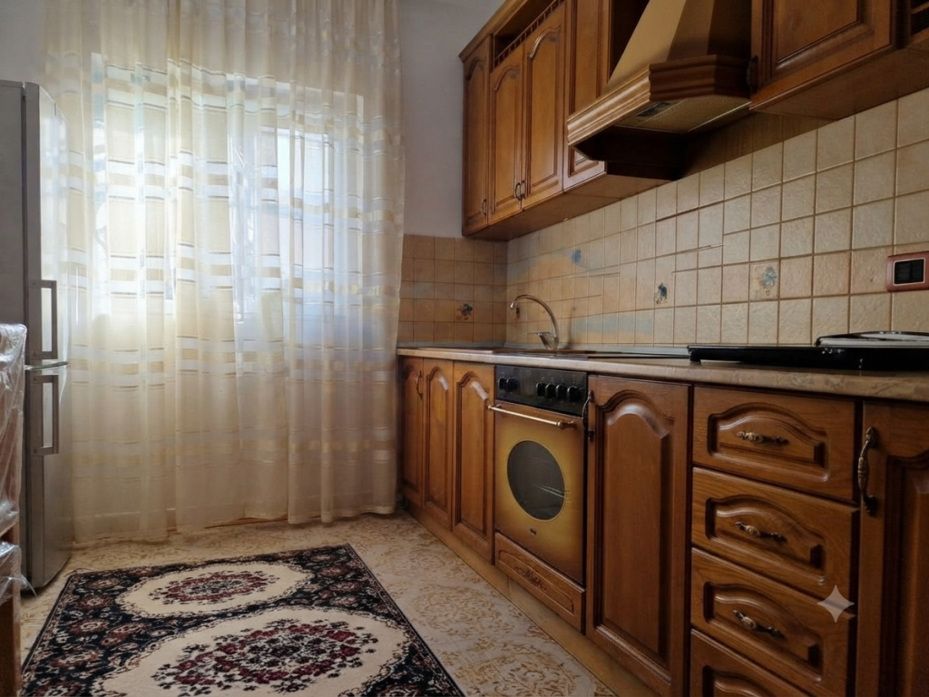 Rent, 2-Storey Villa, Jordan Misja Street