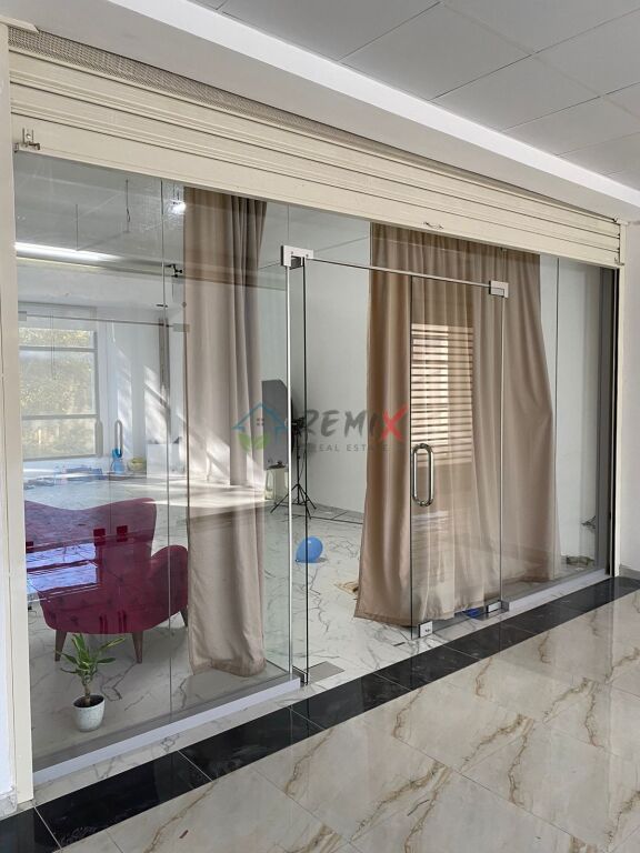 🏢 BUSINESS PREMISES FOR RENT – SPRING SQUARE