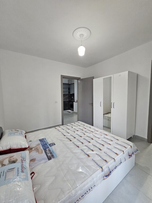 Affittasi appartamento 2+1+2 wc Fine di 5 Majit (vicino alla scuola)
