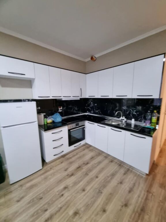 🏡 Vendesi in vendita 1+1 – Fresk, vicino a OXA