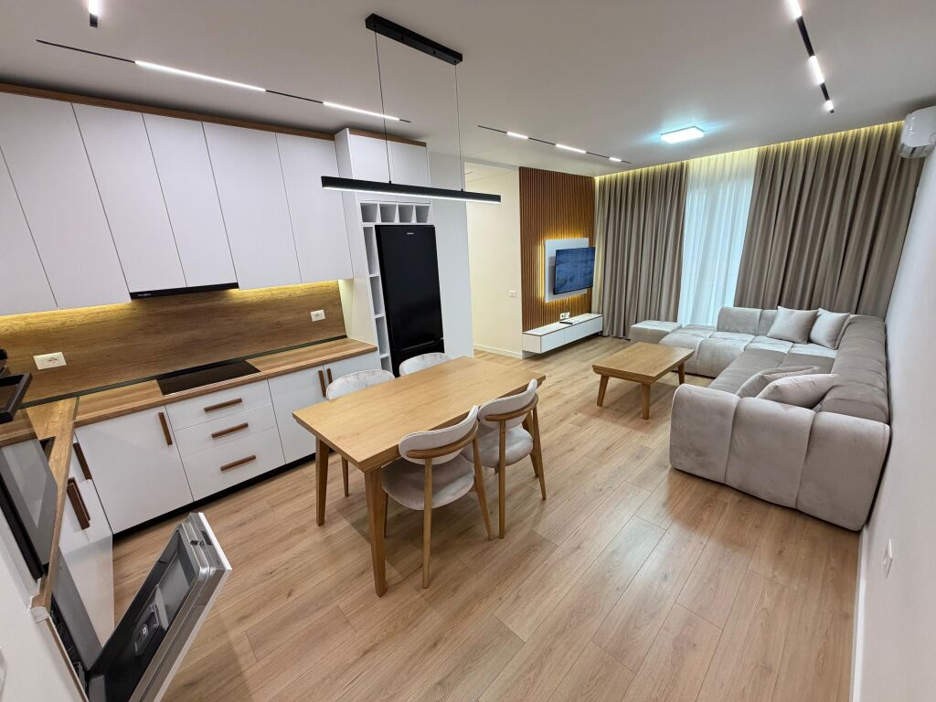 🏡 Vendesi in vendita Appartamento 2+1+2 – Yzberisht, vicino a KMY
