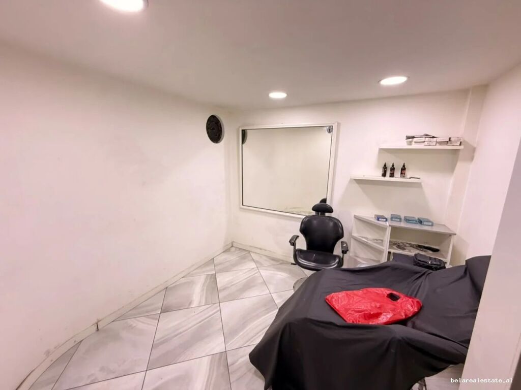 Negozio in affitto presso QSUT (ID BD21925) Tirana