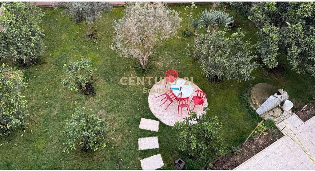 3-STOREY VILLA FOR RENT  PARKING SPACES IN YZBERISH! 2,500 € /Month