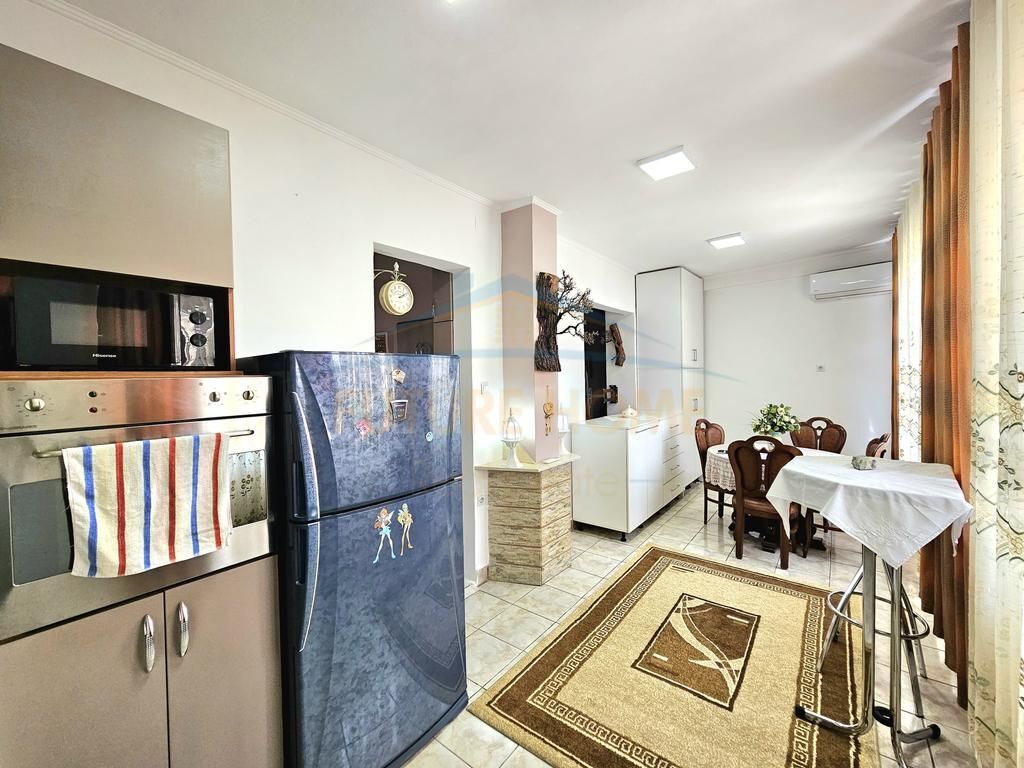 Rent, Apartment 2+1, Elbasanit Street, Tirana.