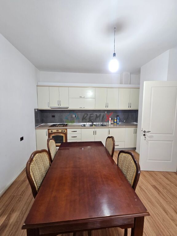 🏡 **2+1 APARTMENT FOR RENT – OPPOSITE 2 ROOSTERS, DURRËS**