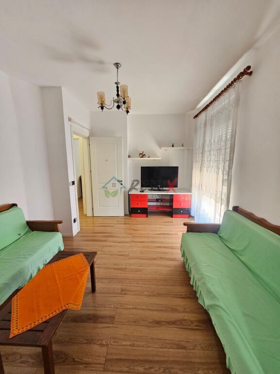 🏡 **2+1 APARTMENT FOR RENT – OPPOSITE 2 ROOSTERS, DURRËS**