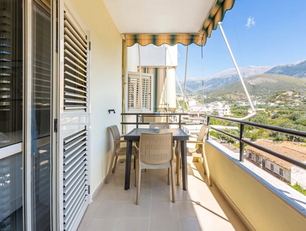 Himare , Vendesi in vendita appartamento 2+1