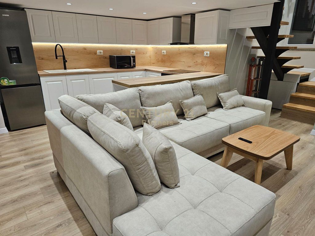 APARTAMENT DUPLEX PER SHITJE PRANE DELIJORGJIT 120,000 €