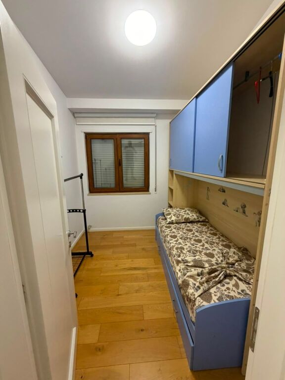 DUPLEX APARTMENT 3+1 + PARKING FOR RENT AT DRY LAKE
