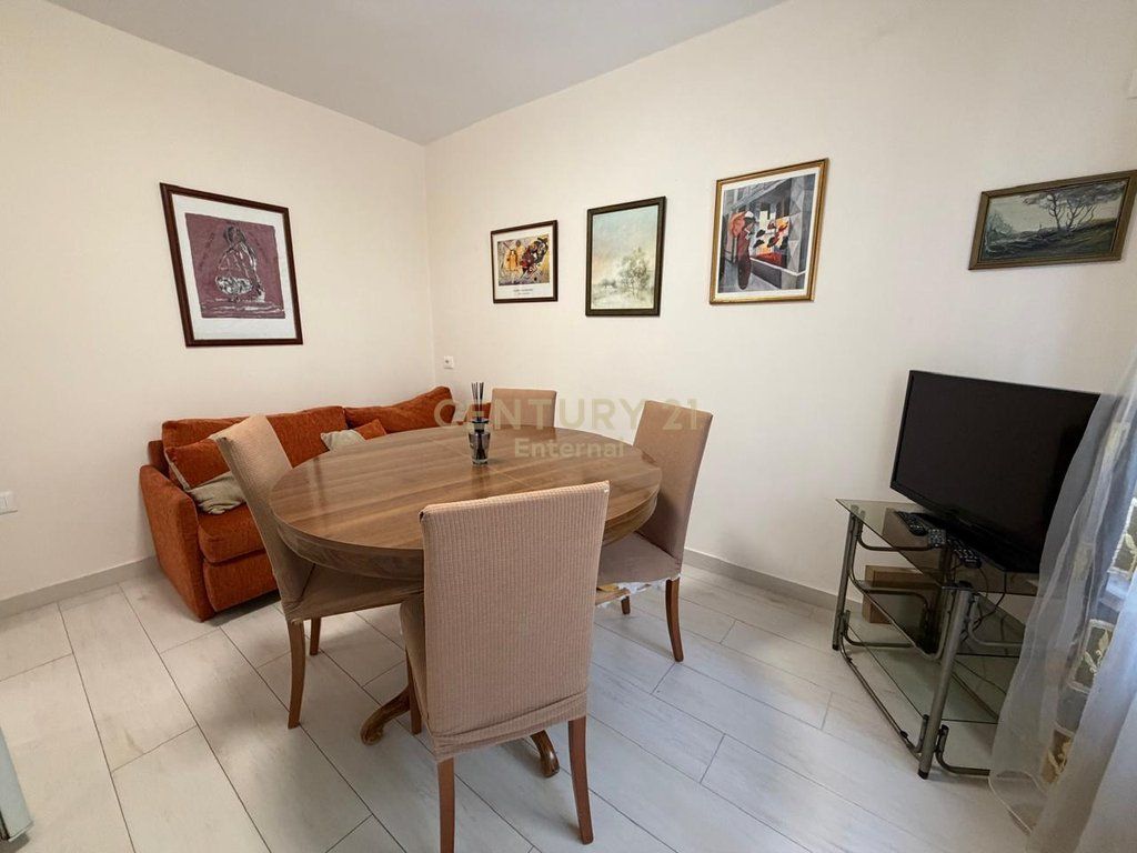 Appartamento 2+1 in Affitto – Via Durazzo 800 € /Mese