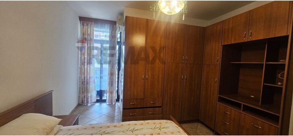 Apartment 2+1+2 in the Panorama Complex, Tirana"