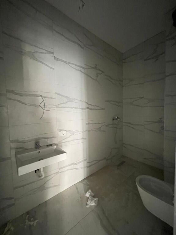 🔥🏡 APPARTAMENTO 2+1+2 IN VENDITA – PORTA E TIRANËS 🏡🔥  📍  