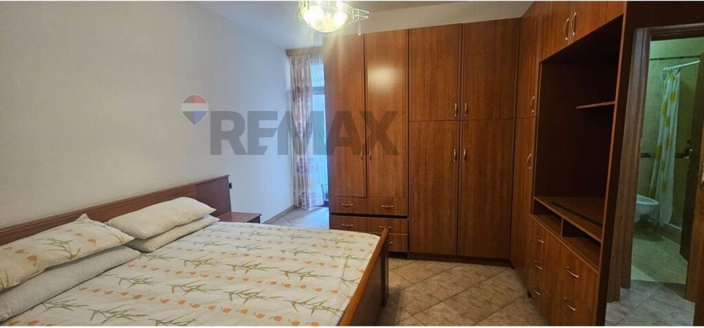 Apartment 2+1+2 in the Panorama Complex, Tirana"