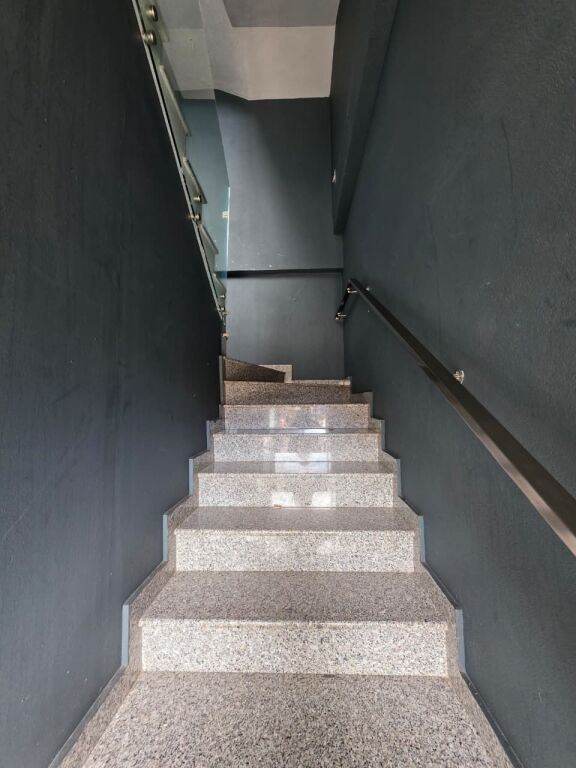 Qera | Ambjent Biznesi | Laprake | 1800 €/muaj